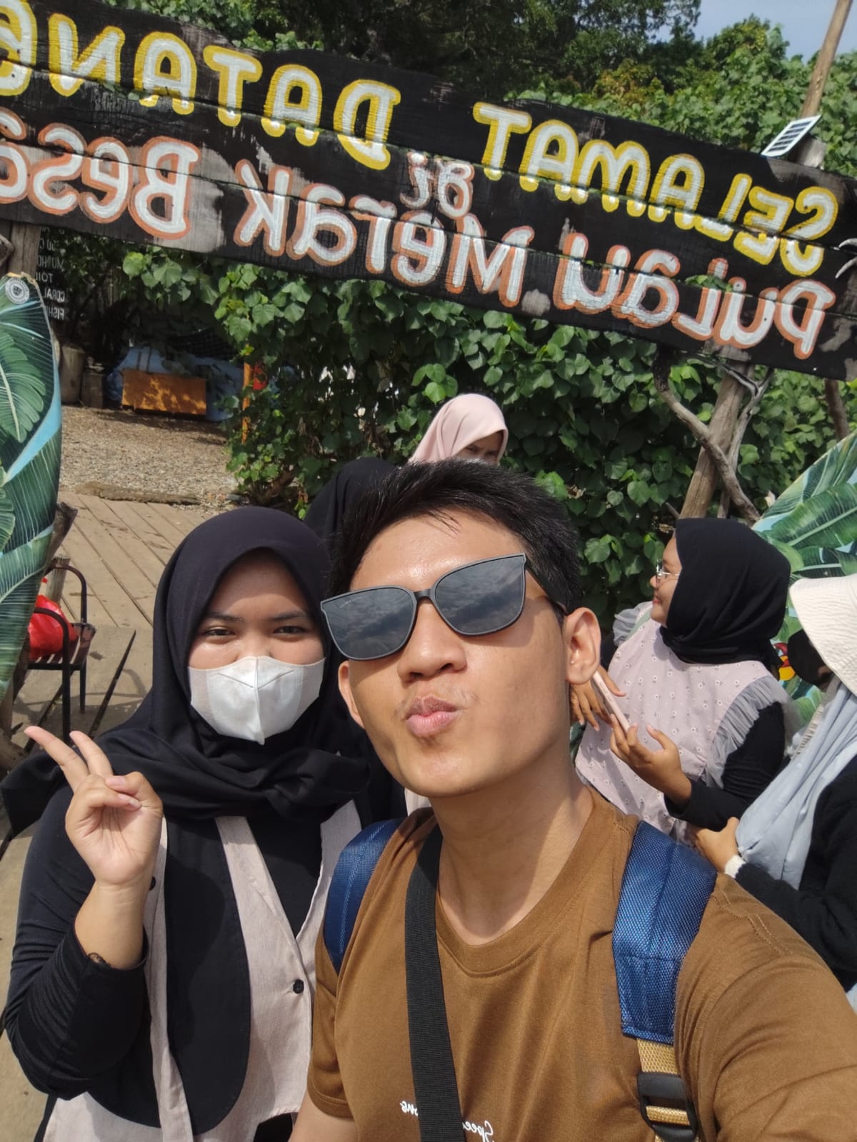 Momen 2